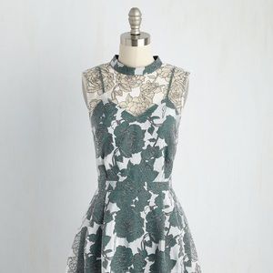 ModCloth Unfalteringly Feminine Dress in Emerald