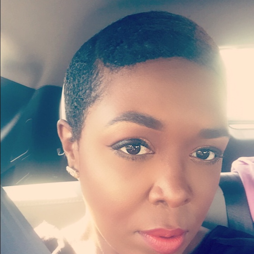 Meet your Posher, Lajoyce