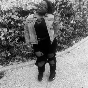Meet your Posher, Hali