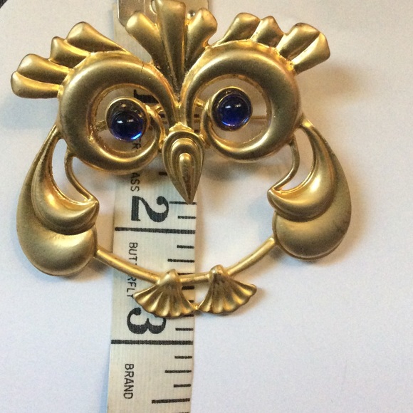 Vintage | 2 7/8” Owl Pin - Picture 7 of 7