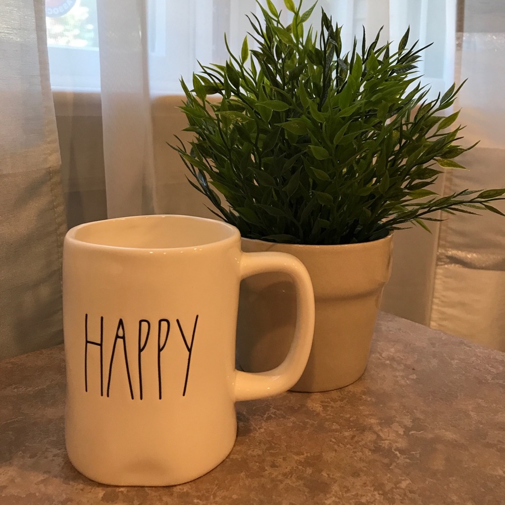 Rae Dunn "Happy" mug