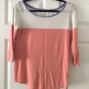 Feather-light color block tee