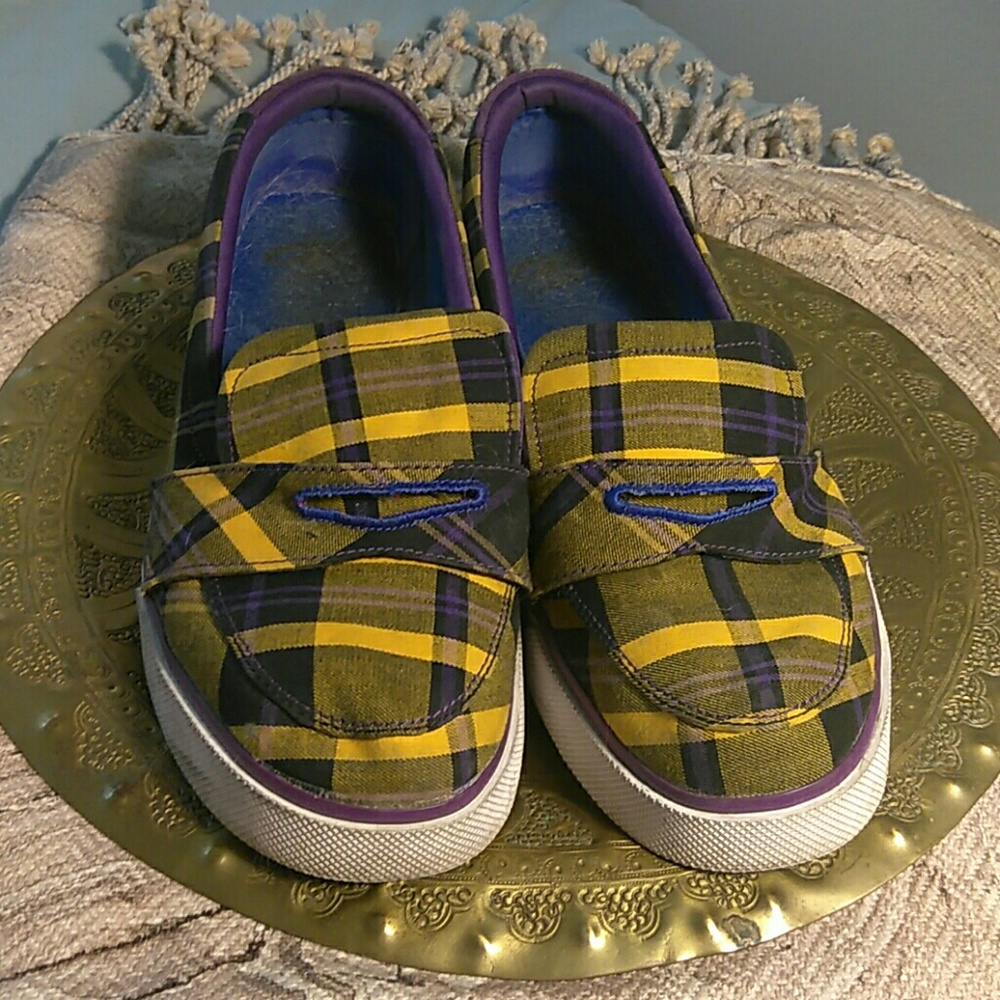 Nike Plaid Sneakers