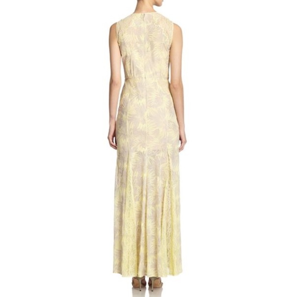 BCBG MAXAZRIA  SIZE 6 MARLYN GOWN