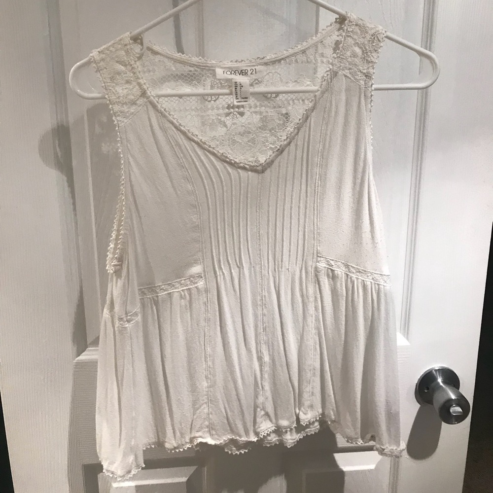 SALE 🎉 NWOT!! Lace Baby Doll Tank
