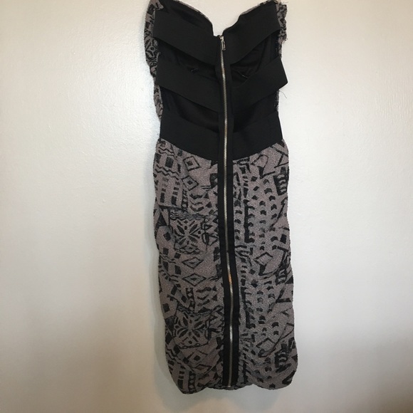 Dress - Picture 2 of 3