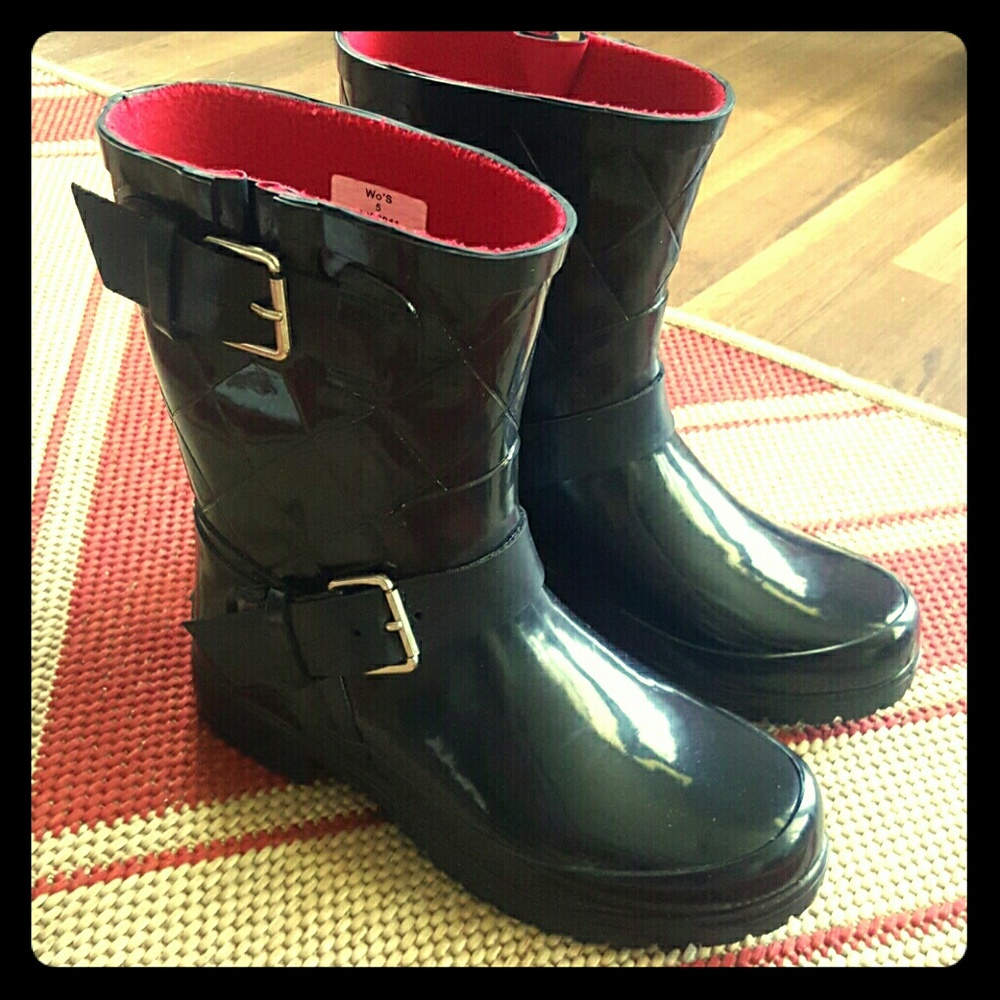 NWOT Sperry fleece lined rain boot