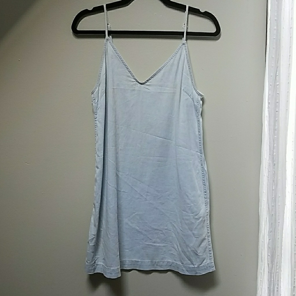 Aritzia Wilfred Free dress