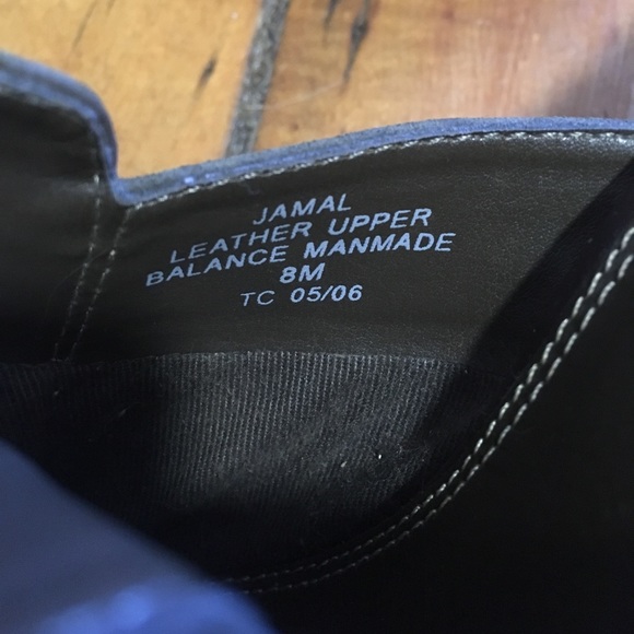 Size 8M Liz Claiborne green heels - Picture 3 of 5