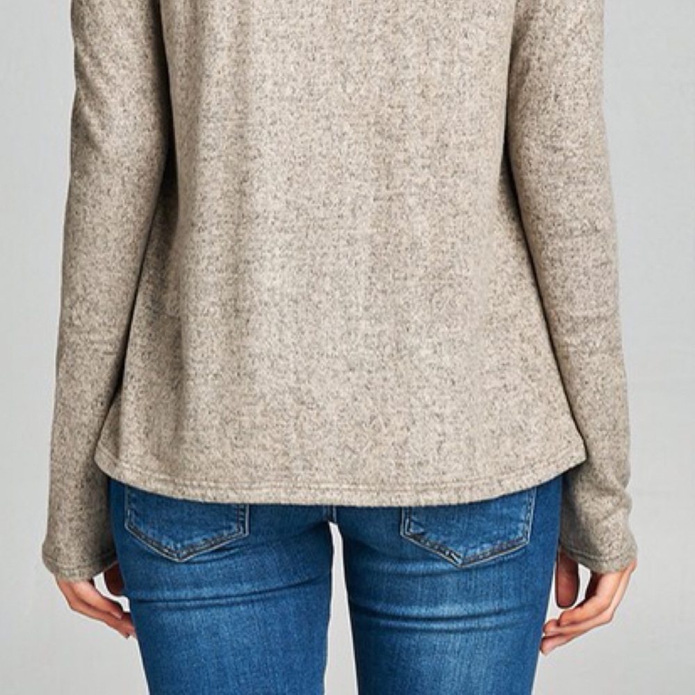 FLASH SALE! Criss Cross Cold Shoulder Knit Sweater - Picture 5 of 6