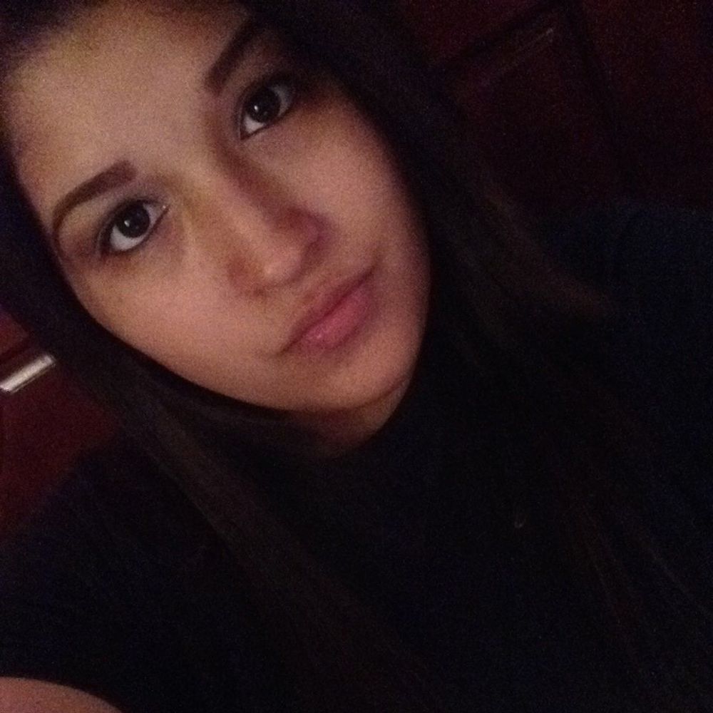 Meet your Posher, Angie