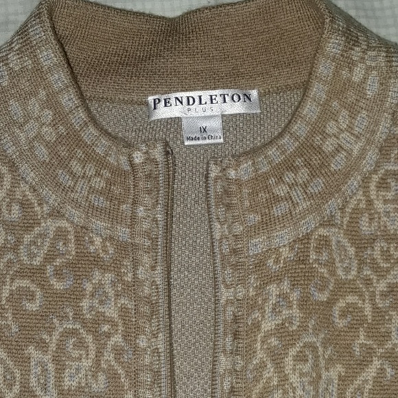 Pendleton blazer - Picture 2 of 2
