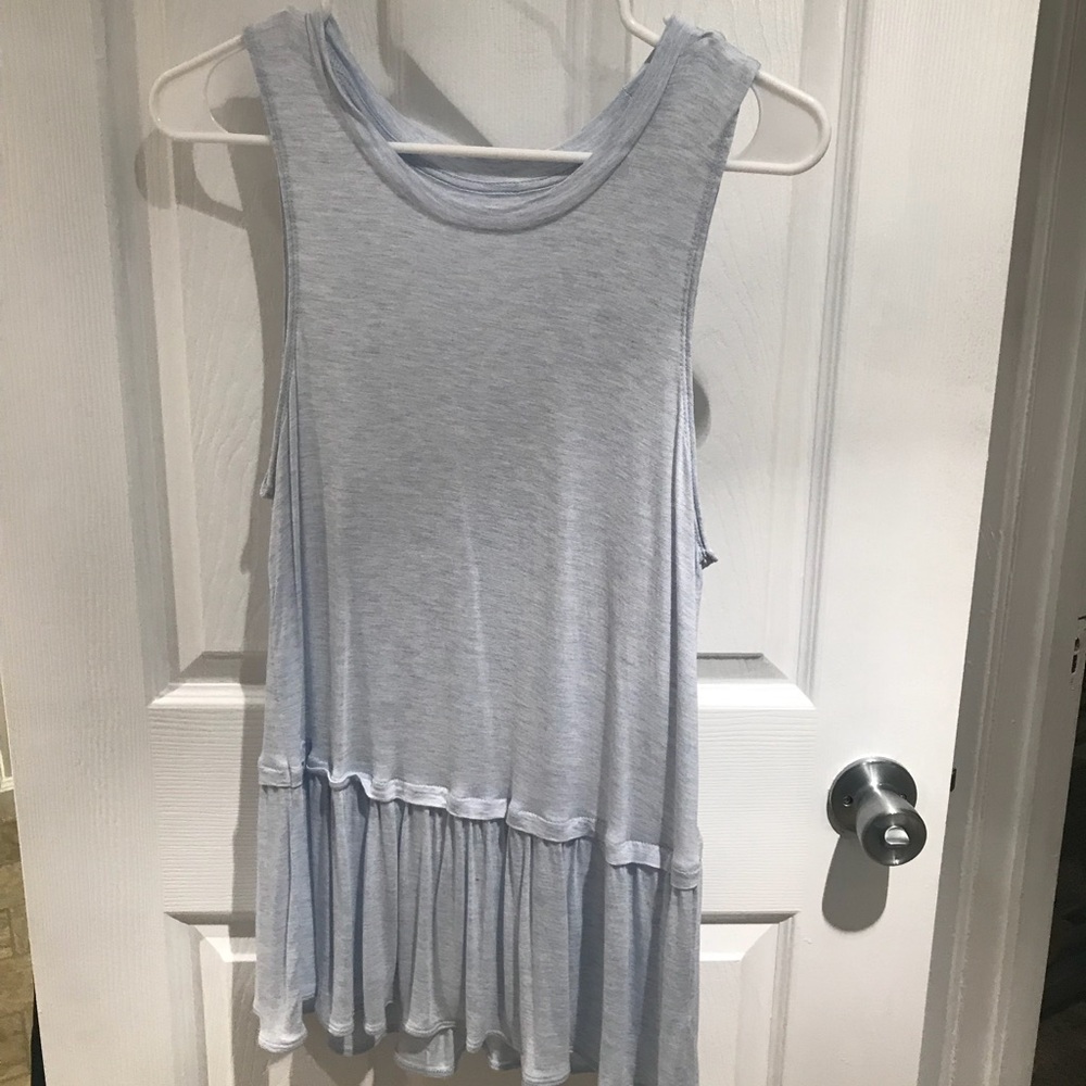 SALE 🎉 NWOT!! Ruffle Tank
