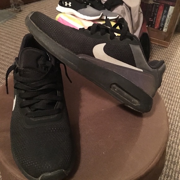 Shoes - Black Nike air Max's