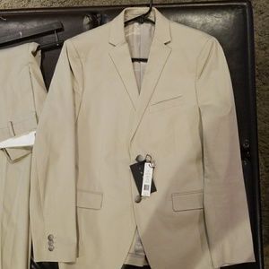 🔥Theory Rodolf CF HL Suit - NWT🔥