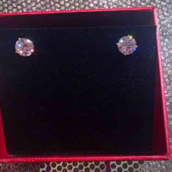 3.0 Ct Diamond 14K Gold Stud Earrings - Picture 4 of 4