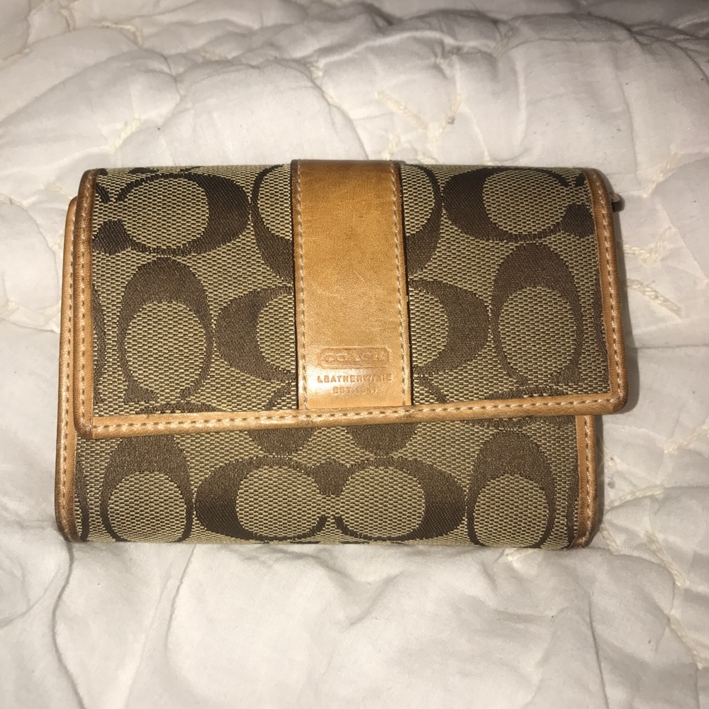 Coach Wallet - used condition