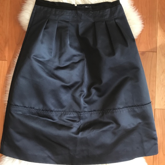 Madewell Satin Pleated Midi Skirt - Picture 4 of 8
