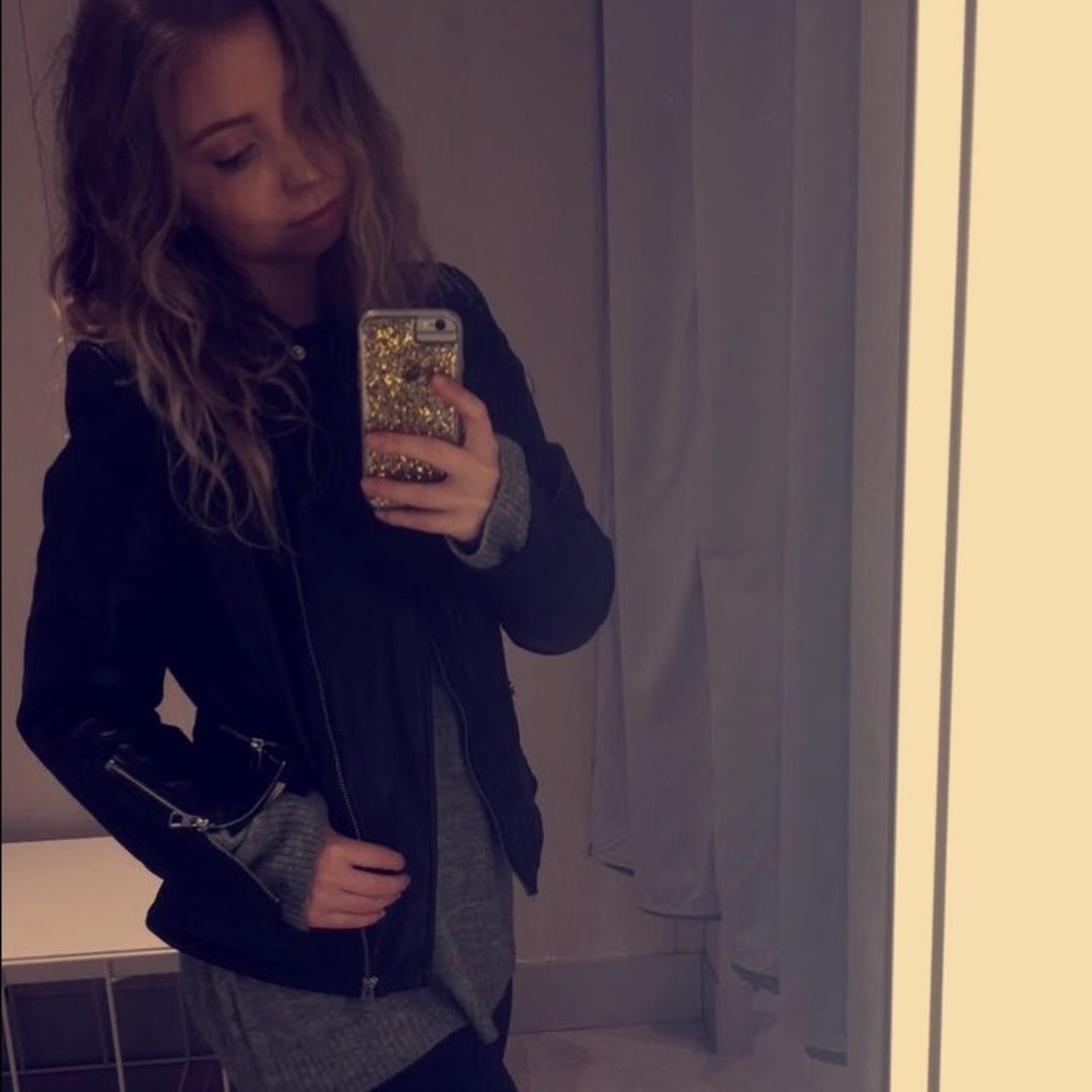 Meet your Posher, Sydney