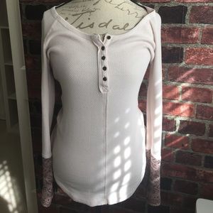 Free People thermal with knit sleeve ends