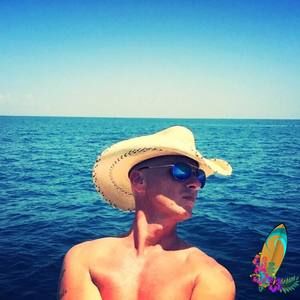 Meet your Posher, Bobby