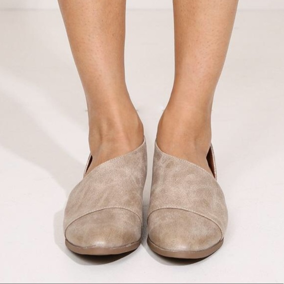 🛍 BUY 1 GET 1 1/2 OFF 🛍 SUMMER CLEARANCE SALE - Picture 6 of 8