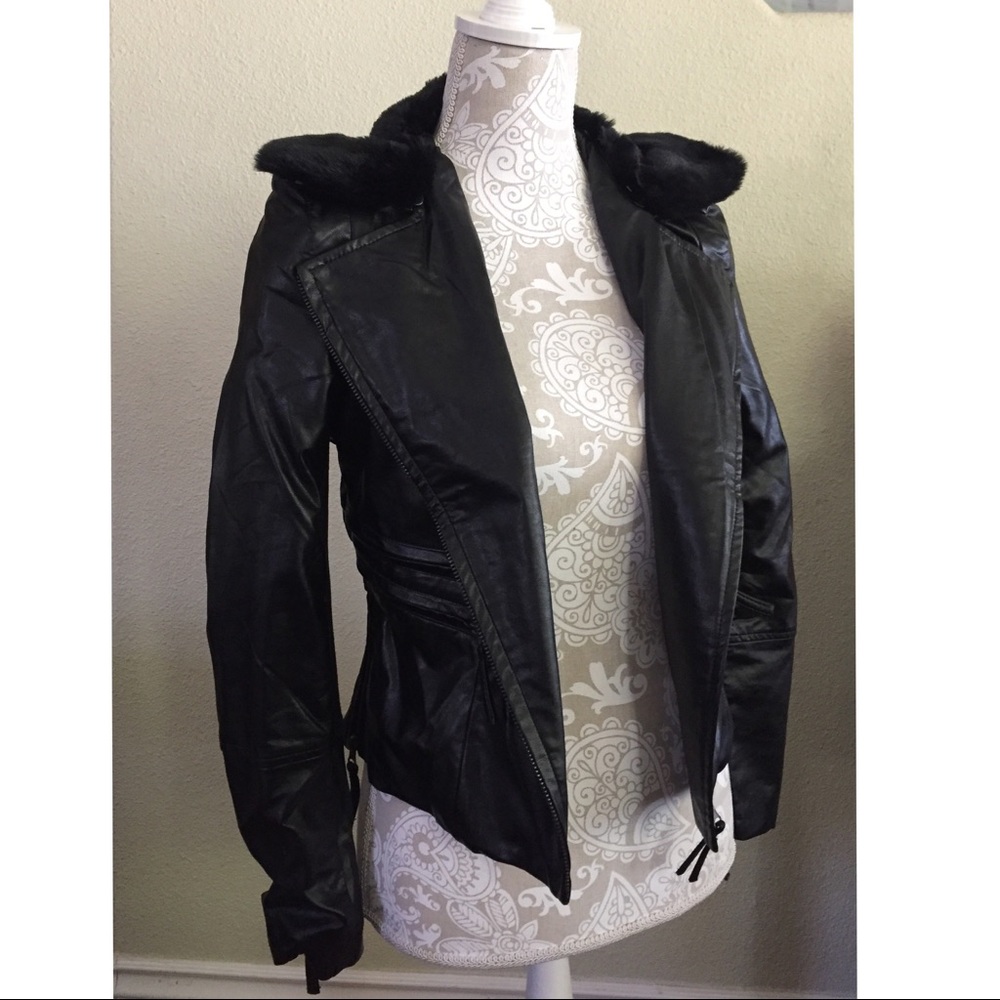 💄 Black Vegan Leather Jacket 💄