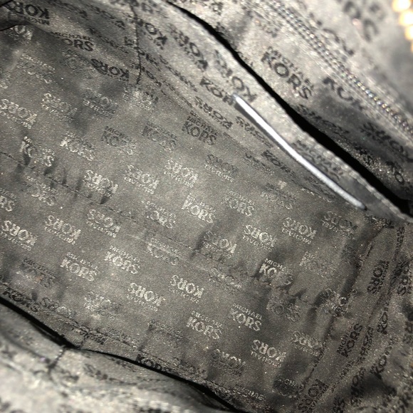 Michael Kors saffiano leather small satchel - Picture 4 of 4