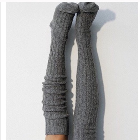 Thigh High Luxury Cable Knit Socks - Picture 6 of 14