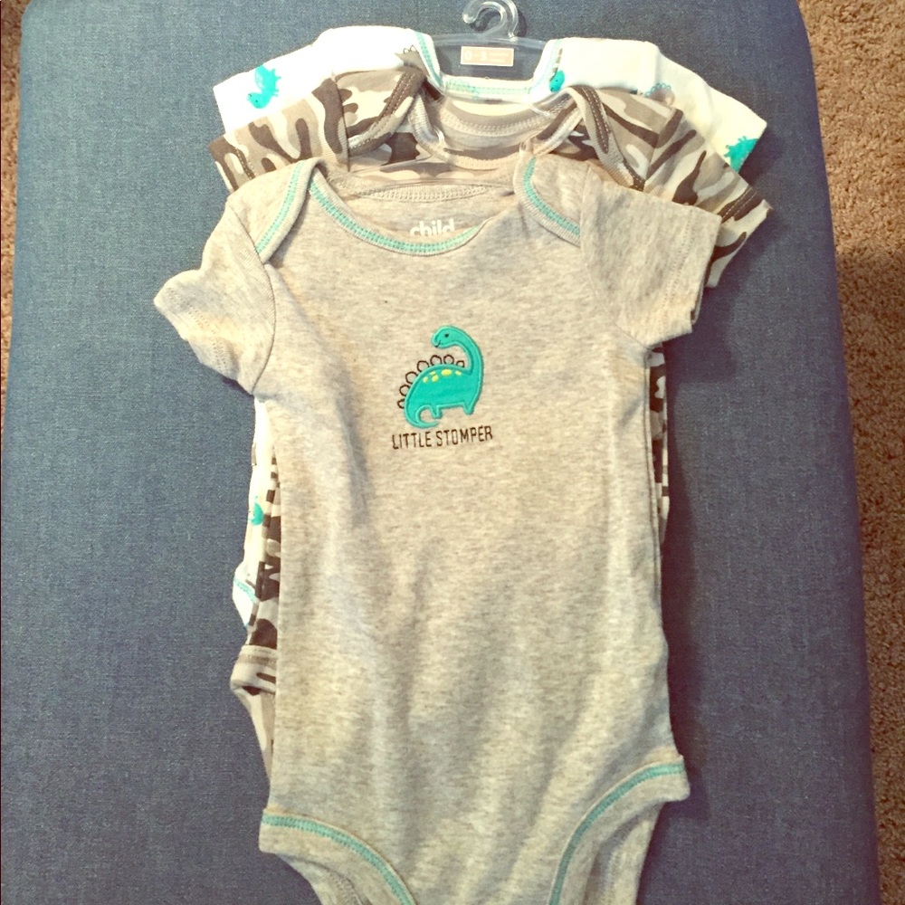 3 piece set of dinosaur bodysuits