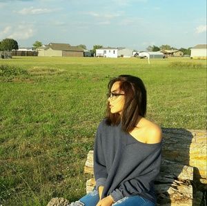 Meet your Posher, Monica