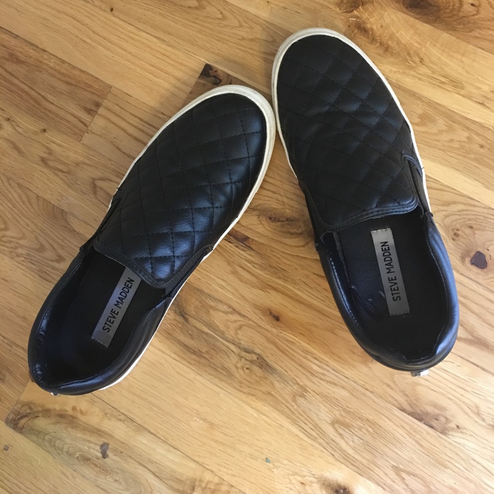 Steve Madden Sneakers
