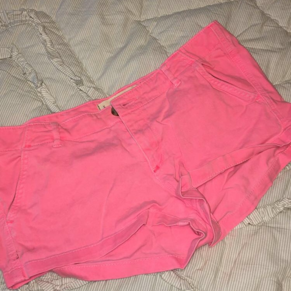Hollister pink shorts