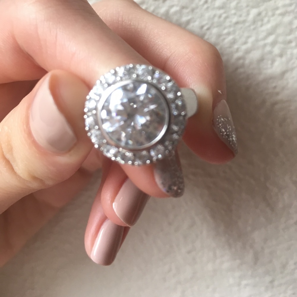 elegant “icey” faux diamond ring