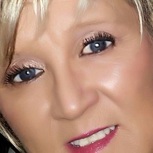 Meet your Posher, Teresa