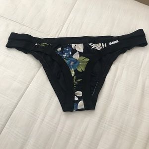 Volcom cheeky bikini bottoms