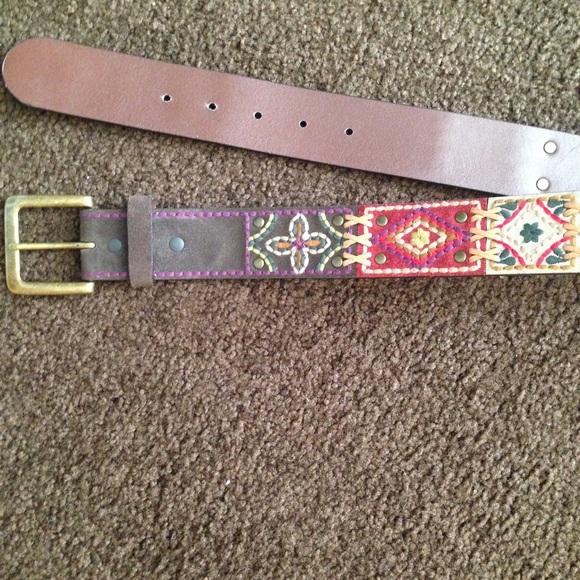 🌟SOLD🌟 Aura by woman from wrangler belt - Picture 2 of 4