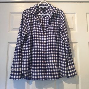 Women's flannel shirt