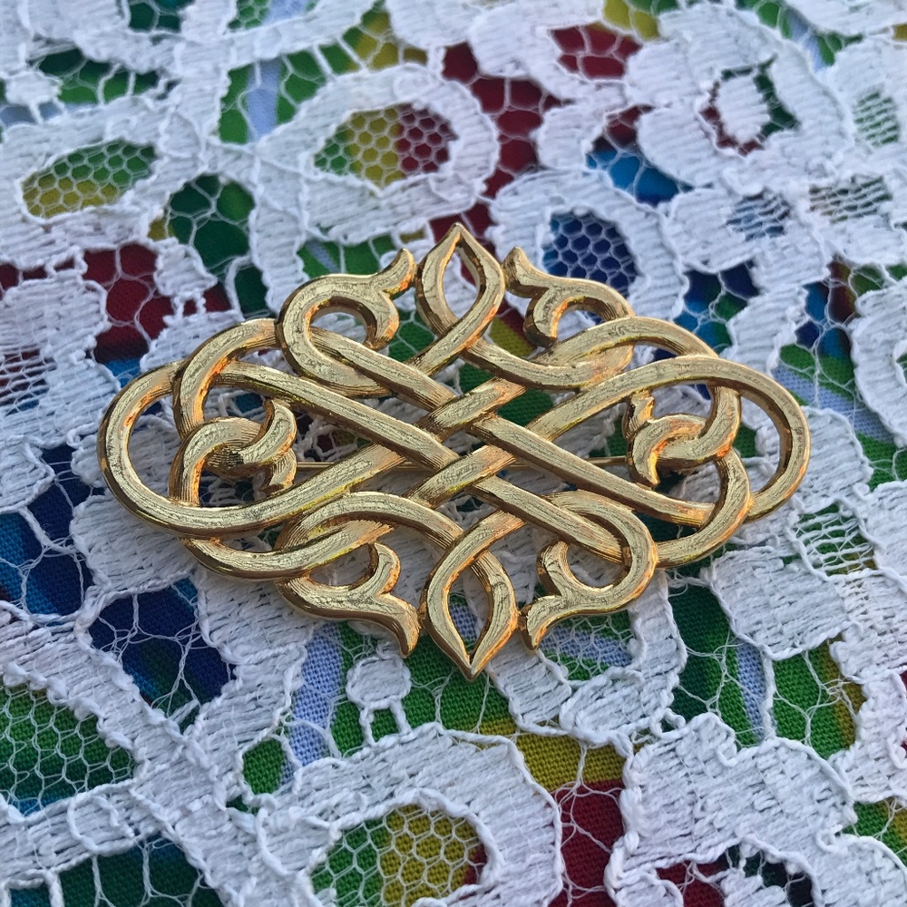 Vintage gold brooch