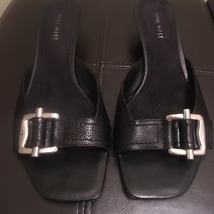Nine West Black Leather Sandals (NWZURILYN style)