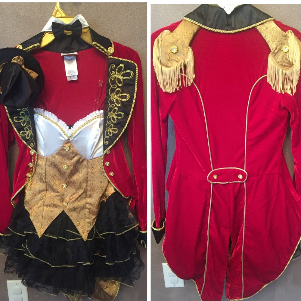 Woman's Ring Leader Costume Size Small