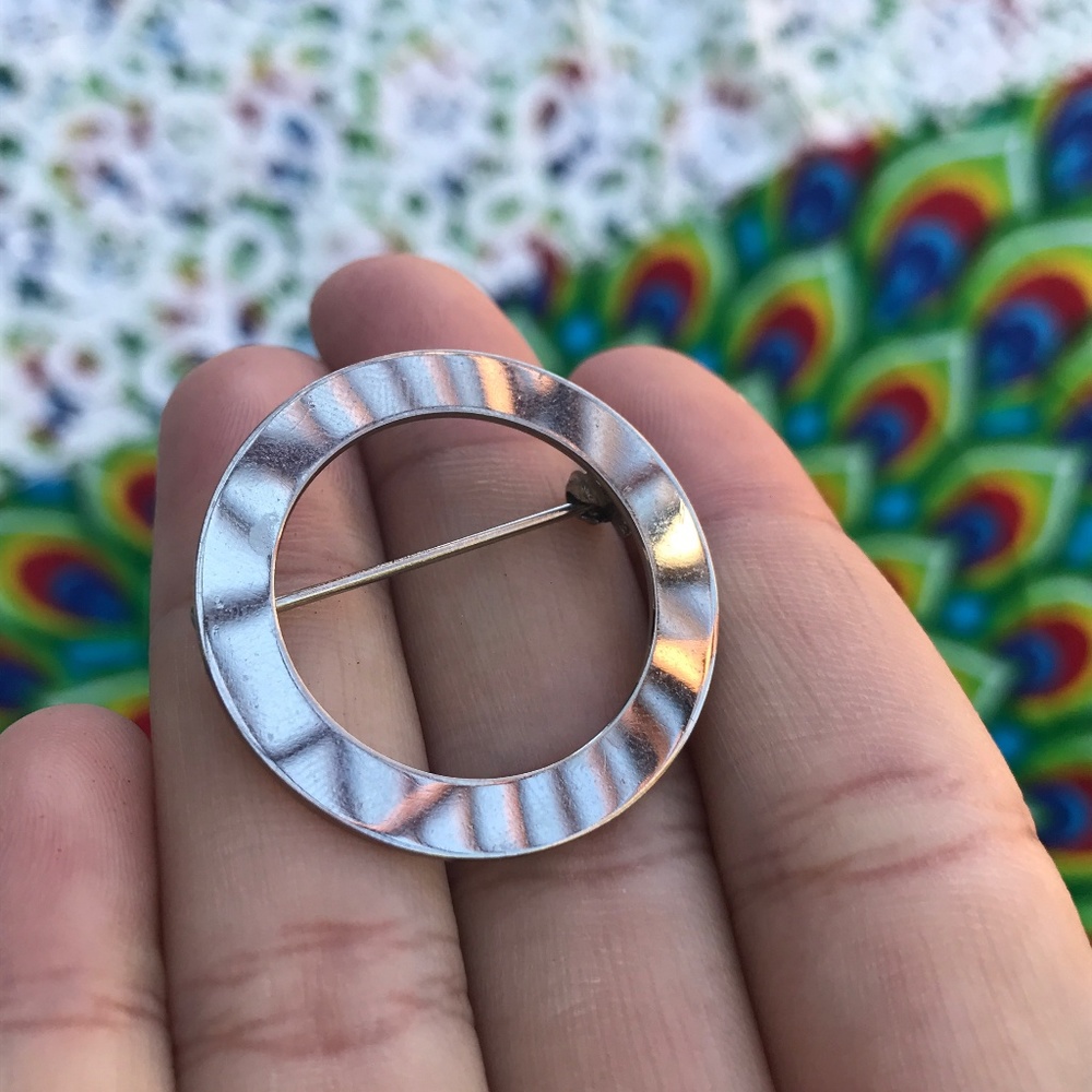 Vintage Sterling Silver Circle Brooch