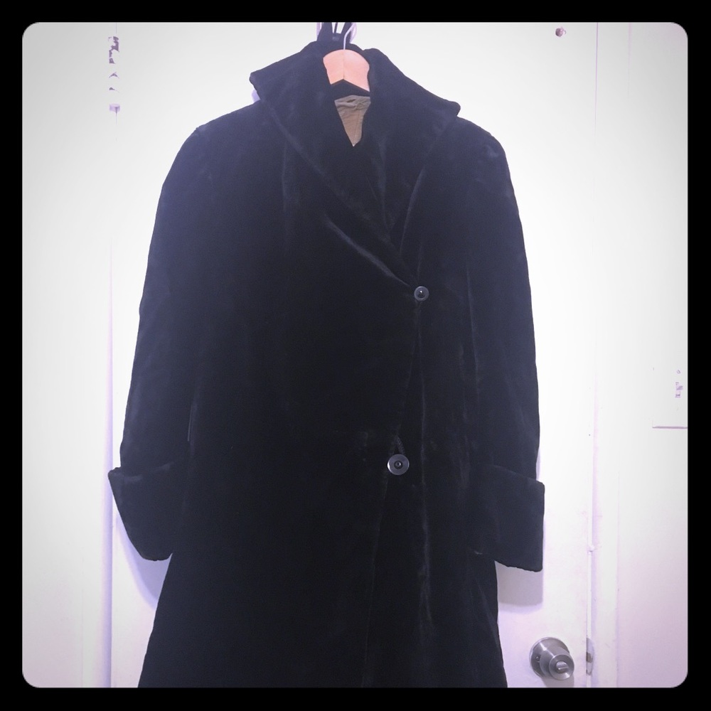 1920s old school chic fur coat