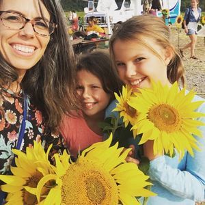 Meet your Posher, Leila