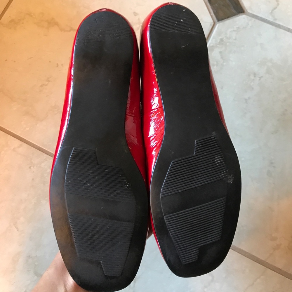 Red flats - Picture 3 of 3
