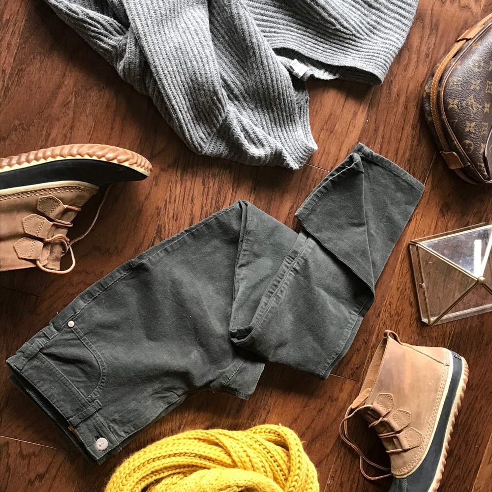 Pilcro Serif Cord Leggings in Sage Green