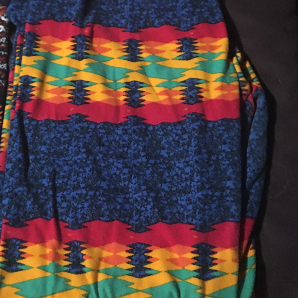 Lularoe tall and curvy leggings