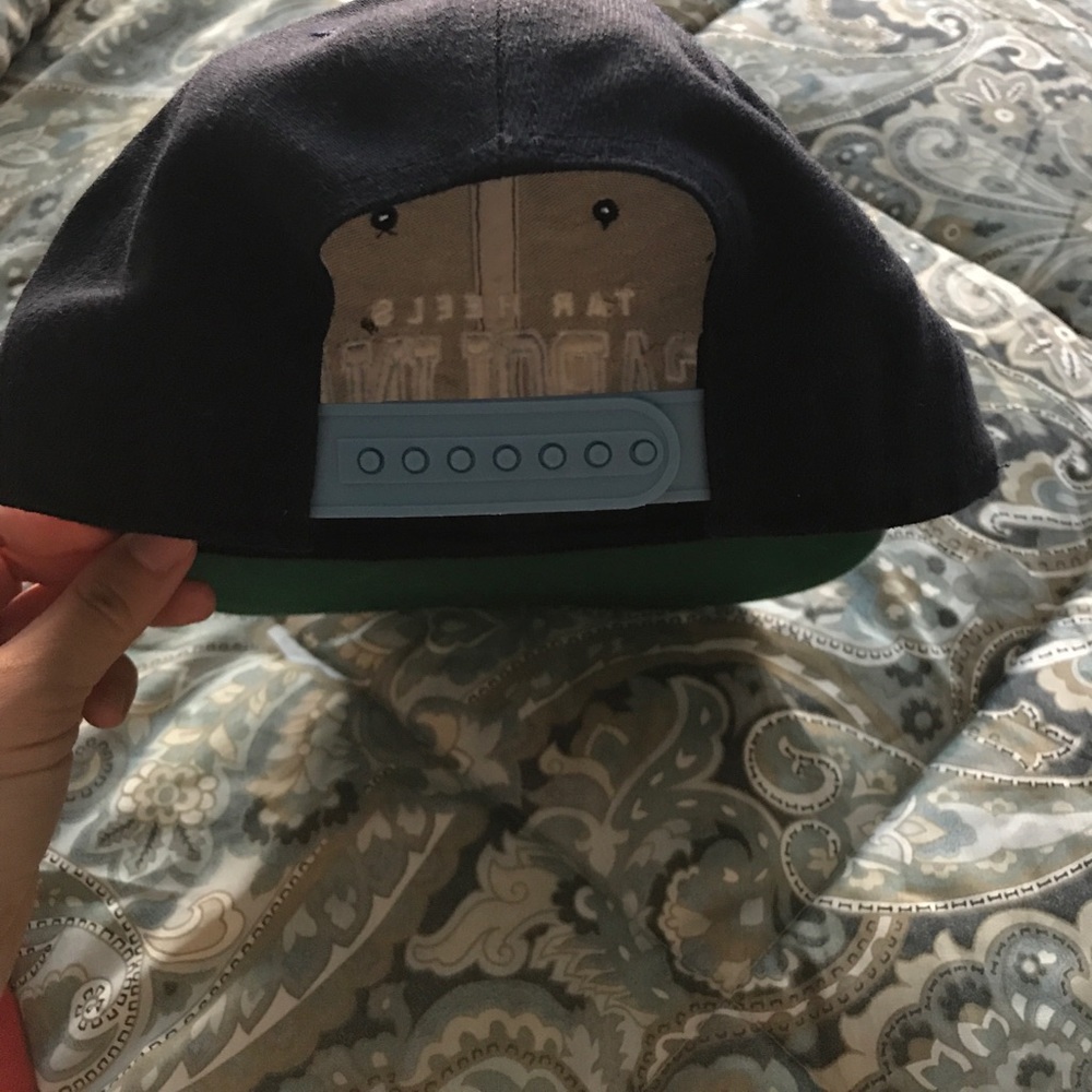 UNC hat - Picture 3 of 3