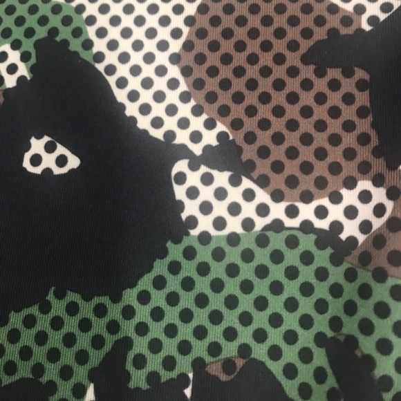 NWT size small Capri workout pant - Picture 2 of 4