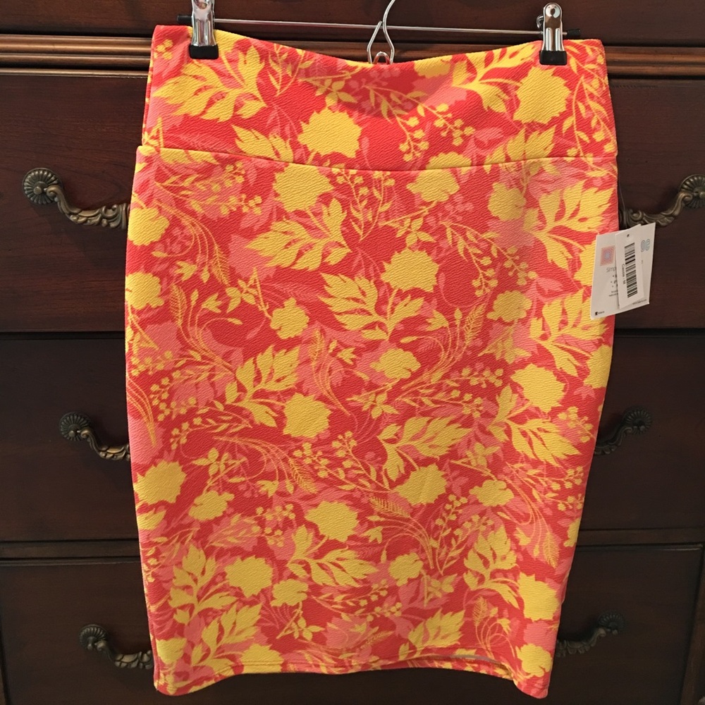 LuLaRoe Cassie
